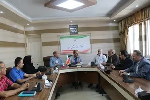 هنرمندان متعهد نقش بسزایی در هویت بخشی به نسل جدید ایفا می کنند
