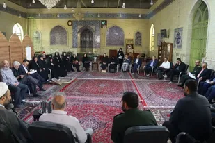 نشست بررسی توسعه محله&zwnj;محور در سمنان؛ تمرکز بر ارتقای شاخص&zwnj;های اجتماعی و عمرانی محله حافظ