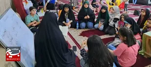 آموزش قصه های قرآنی وحفظ آیه توسط خواهران بسیجی اهواز