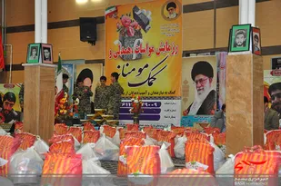 توزیع ۲۰۰بسته غذایی در بین نیازمندان شهرستان فاروج