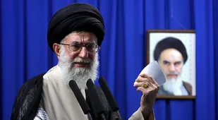 خطبه تاریخی رهبر انقلاب زمینه ساز حماسه 9 دی شد
