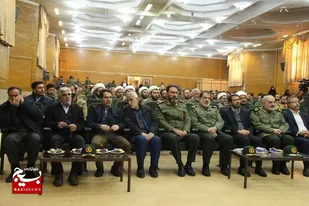 برگزاری مراسم روز پاسدار و گرامیداشت دهه فجر در سپاه انصارالحسین(ع) همدان