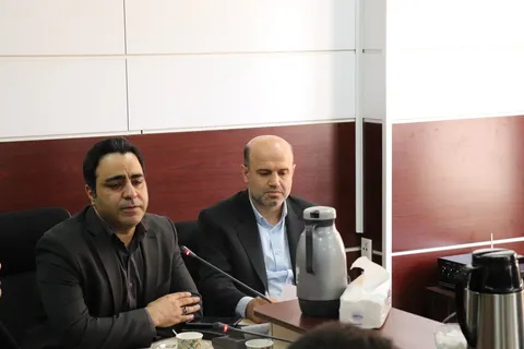 نشست مسئول سازمان بسیج مهندسین صنعت و معدن با اعضاء کمیسیون گمرکی جهش ایران و مدیرکل اطلاعات و برنامه‌ریزی گمرک