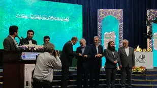 تجلیل از یک عمر تلاش استاد مهدی لزیری در جشنواره ملی تئاتر رضوی