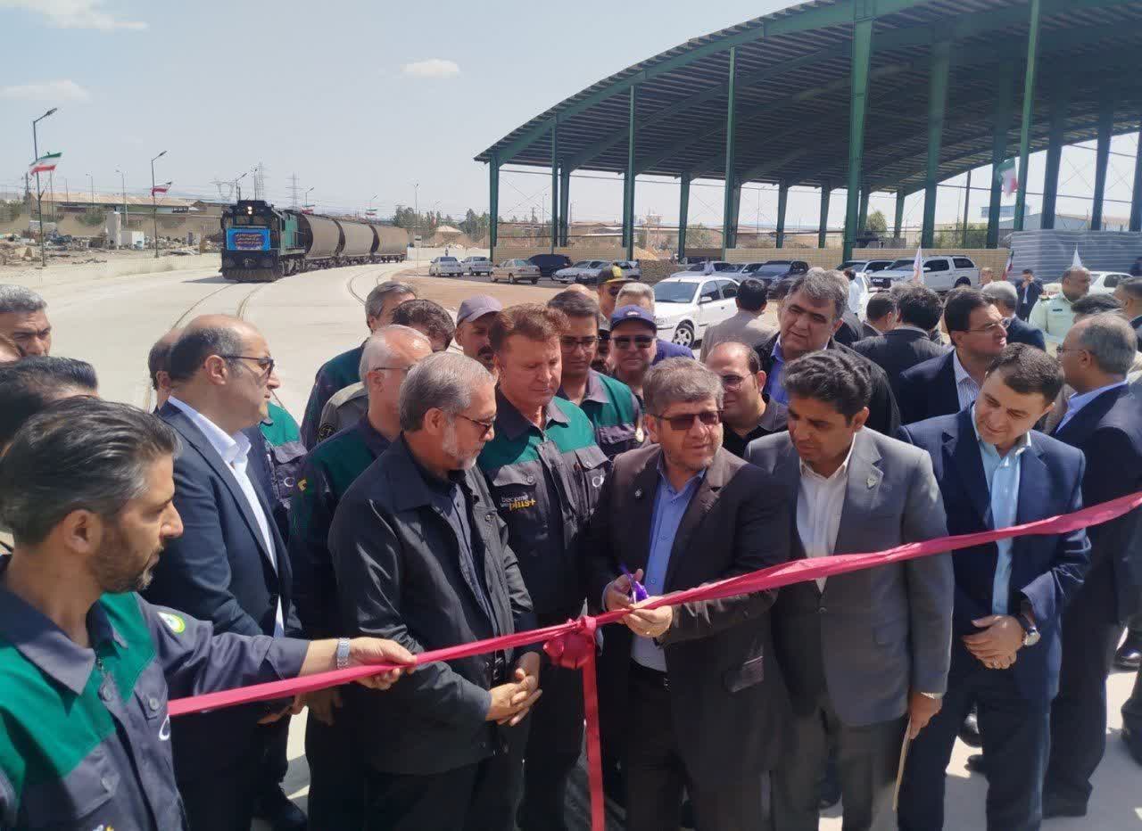 شتاب‌گیری اتصال صنایع به شبکه ریلی/ نخستین قطار در خط تجاری-صنعتی ناب دانه به حرکت درآمد