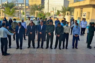 گل&zwnj;افشانی و&zwnj; تجدید میثاق با شهدا در بندر گناوه