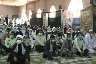 حضور بسیجیان زهکی در نماز جمعه