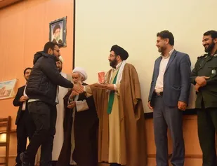 تجلیل از جهادگران اردو&zwnj;های جهادی بسیج دانشجویی میبد