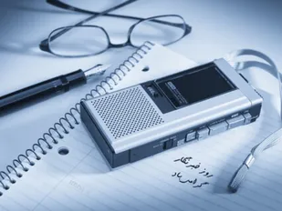 خبرنگار، پلی میان دردها و درمان&zwnj;های جامعه