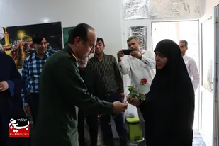 دیدار با خانواده شهیدان فقیه و شهید حسین قایدی و همچنین شهید  اقتدار ايمان قایدی بمناسبت هفته دفاع مقدس&nbsp;