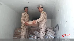 کمک مومنانه؛۱۵۰۰کیلو گرم مرغ به مناسبت تاسوعا و عاشوراحسینی بین نیازمندان