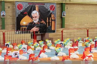 توزیع 3000 بسته غذایی و آموزشی توسط سپاه میانه