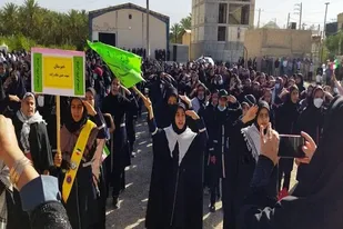 نوای سلام فرمانده در جره و بالاده کازرون طنین انداز شد