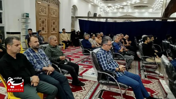 شب شعر به یاد شهدای اقتدار