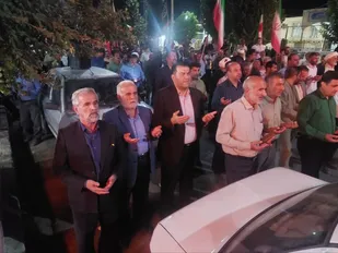 انتقام جویی مردم لردگان از شیطان بزرگ آمریکا و رژیم صهیونی
