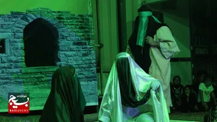 نمایش مذهبی حضرت رقیه(س) در روستای قاسم آباد بزرگ ساوجبلاغ  اجرا شد