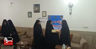 شهدا نماد ایثار، فداکاری و عزت ایران