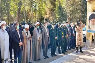 مزار مطهر شهدای نهاوند غبارروبی و عطر افشانی شد