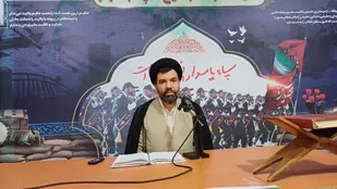 باید صفات خوب و پسندیده معنوی را در خود پرورش دهیم