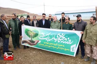 غرس ۲ هزار نهال در پادگان سیدالشهدای همدان