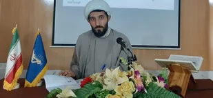 شب قدر شبی که فرشتگان، زمین را به آسمان متصل می&zwnj;کنند / نماز و دعا معراج و وسیله&zwnj;ی عروج مومن است
