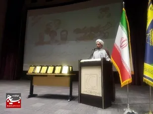 کارگزاران در دستگاههای اجرایی باید خود را به شاخص های انقلاب مزین کنند