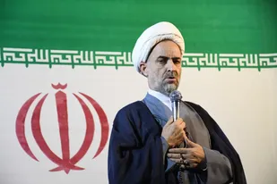 حماسه حضور مردم مبعوث شده و اقتدار نیروهای مسلح، دشمن کج فهم را وادار به عقب نشینی و شکست کرد