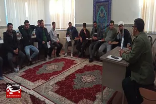 برگزاری جلسه آموزشی سواد رسانه در شهر دمق
