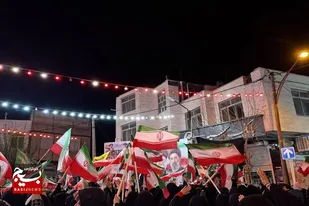تداوم گردهمایی مردم شهرستان درگزین در حمایت از نیروهای مقاومت