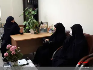 بازدید مسئول بسیج جامعه زنان با کارشناس بسیج دانش&zwnj;آموزی آموزش و پرورش استان همدان
