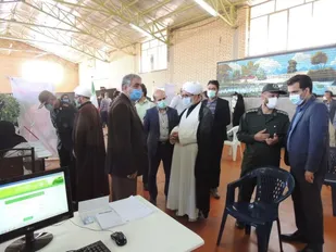 راه اندازی دومین مرکز واکسیناسیون کرونا در دهاقان توسط سپاه و دانشگاه آزاد