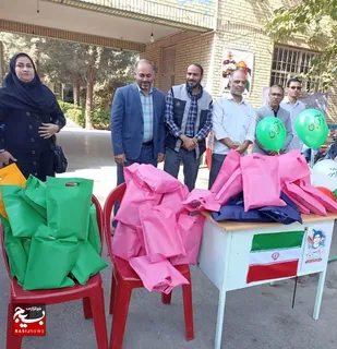 استعداد یابی دانش آموزان مدرسه توانخواهان با حضور اساتید شطرنج
