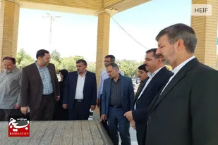 ادای احترام معاون پرورشی و فرهنگی وزارت آموزش و پرورش به شهدای شهر بهار