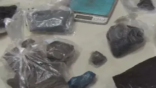 کشف ۴کیلو و ۵۰۰گرم انواع مواد مخدر در ملکان