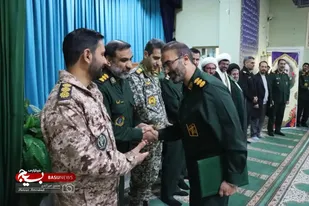 آئین تکریم و معارفه جانشین سپاه حضرت روح&zwnj;الله استان مرکزی برگزار شد