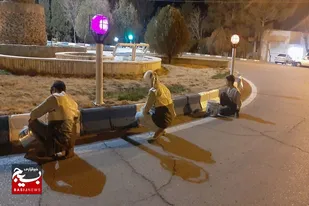 جداول شهری سرخه به همت بسیجیان رنگ آمیزی شد