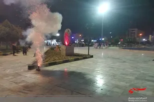 نورافشانی، مولود خوانی و چوب بازی سنتی و محلی سیستانی در زاهدان اجرا شد