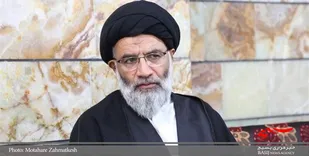 مدیران نجومی&zwnj;بگیر باید عزل شوند/ دولت قبل برای حقوق&zwnj;های نجومی قانون&zwnj;تراشی کرد