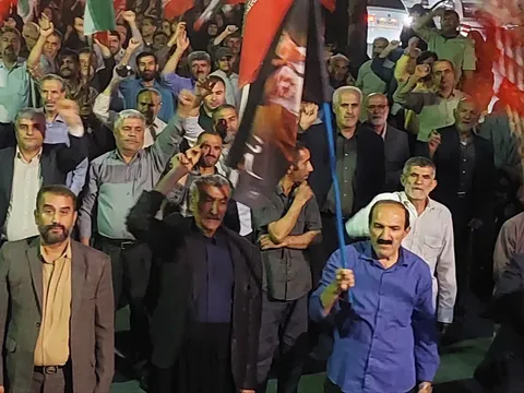 پرچم‌های ایران، خون‌خواهی و مقاومت همچنان بالاست + عکس