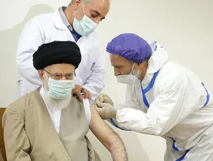 همسویی ولی فقیه با دانشمندان وطن