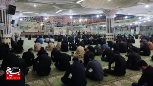 دشمن با دستیابی جوانان ما به معارف حسینی مخالف است