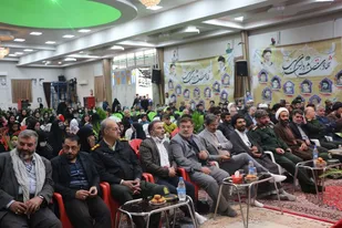 همایش بزرگداشت زنان ایثارگر بختیاری در امامزاده سید نجم الدین جوی آباد خمینی شهر