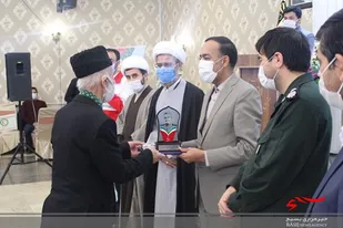 تجلیل از مدافعان سلامت و فعالین طرح شهید سلیمانی
