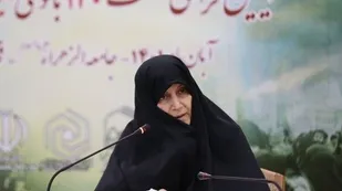 در گفتگو با مسئول سازمان بسیج جامعه زنان استان قم بررسی شد؛
نقش کلیدی زنان در ۸سال دفاع مقدس و جنگ ۱۲ روزه