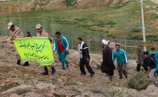 کوهپیمایی کارکنان سپاه ناحیه کوهرنگ