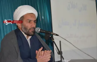 ماه رمضان ماه نزول قرآن،ماه هدایت انسان ها و تقویت اراده هاست