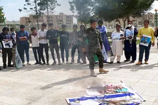 آتش زدن پرچم اسرائیل در زاهدان