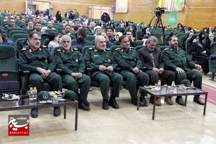 برگزاری جشن روز پاسدار با حضور کارکنان سپاه انصارالحسین(ع) همدان