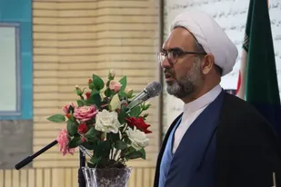 دانش آموزان با روحیه دینی و انقلابی پرورش یابند