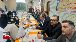 برگزاری میز خدمت مسئولان شهرستان تنکابن به مناسبت دهه مبارک فجر